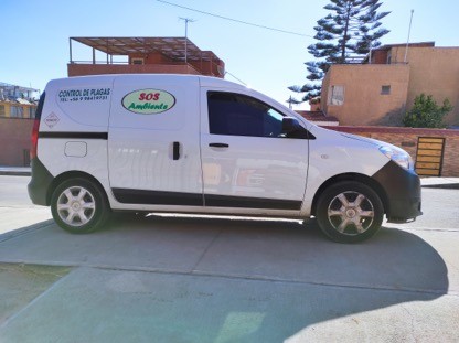 Vehículo SOS Ambiente para servicios de control de plagas